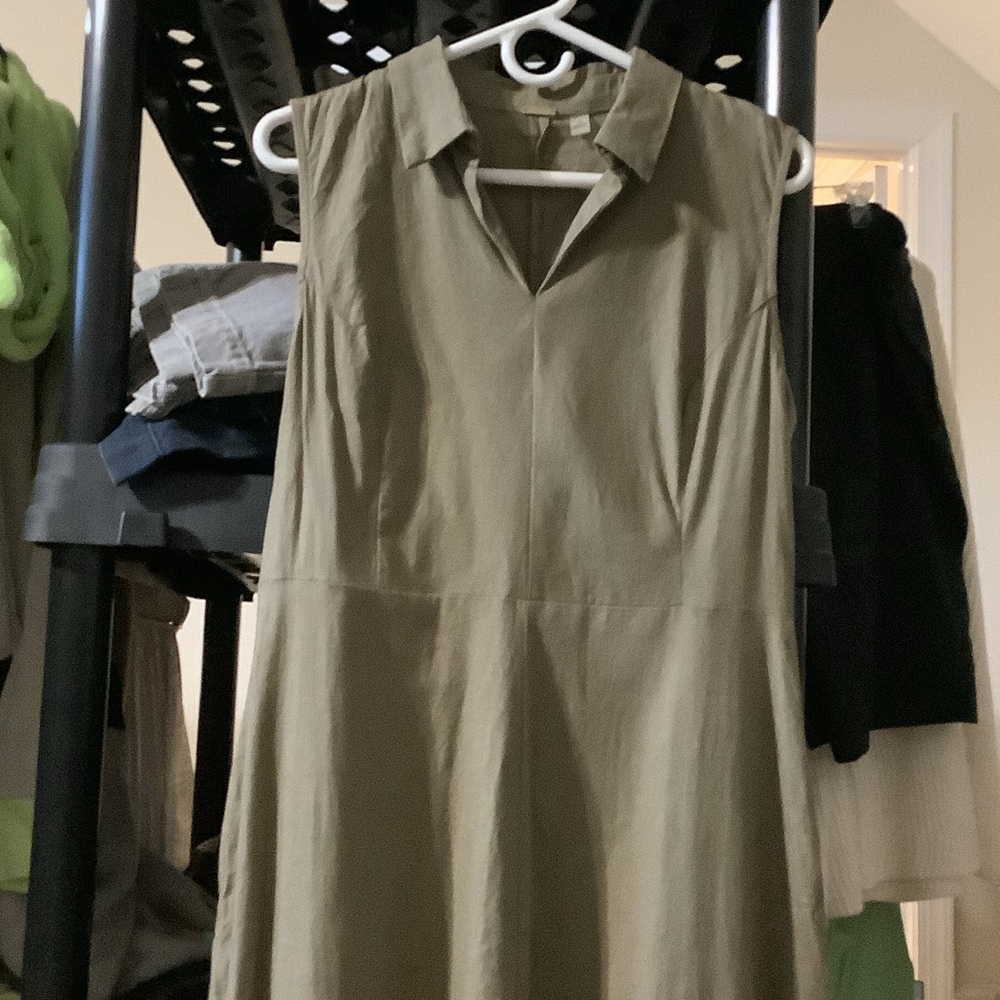 T TAHARI Chic Olive Green linen Sleeveless‎ Dress